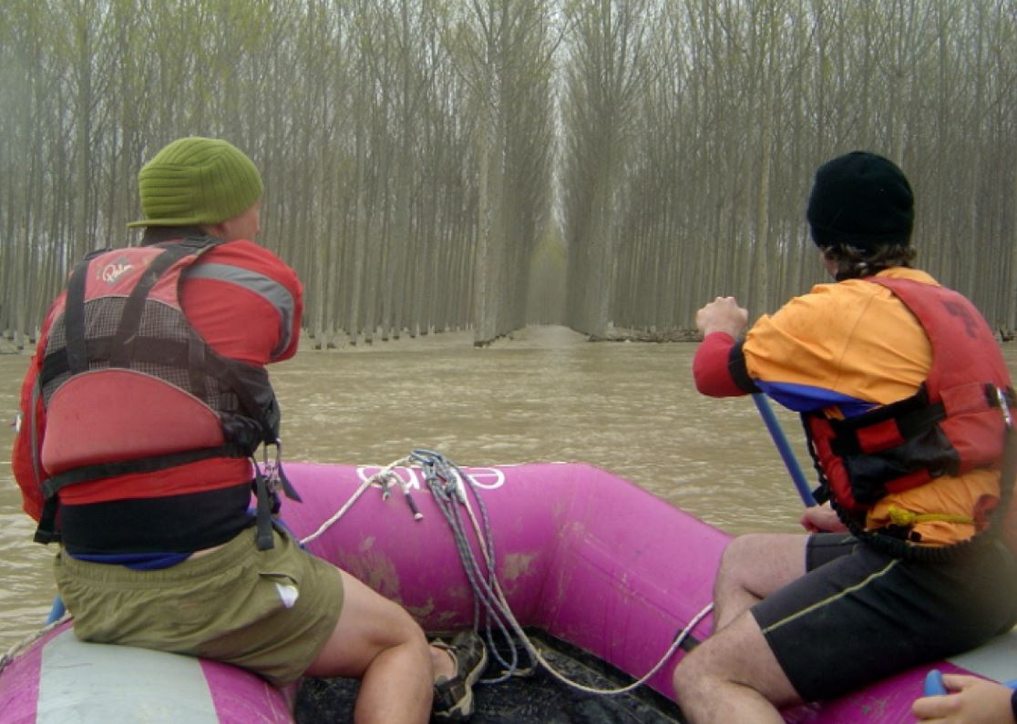 Podemos remar juntos, pero necesitamos una nave en la que embarcarnos.